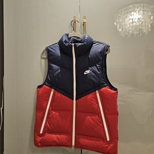 Nike Navy and Red Puffer Vest